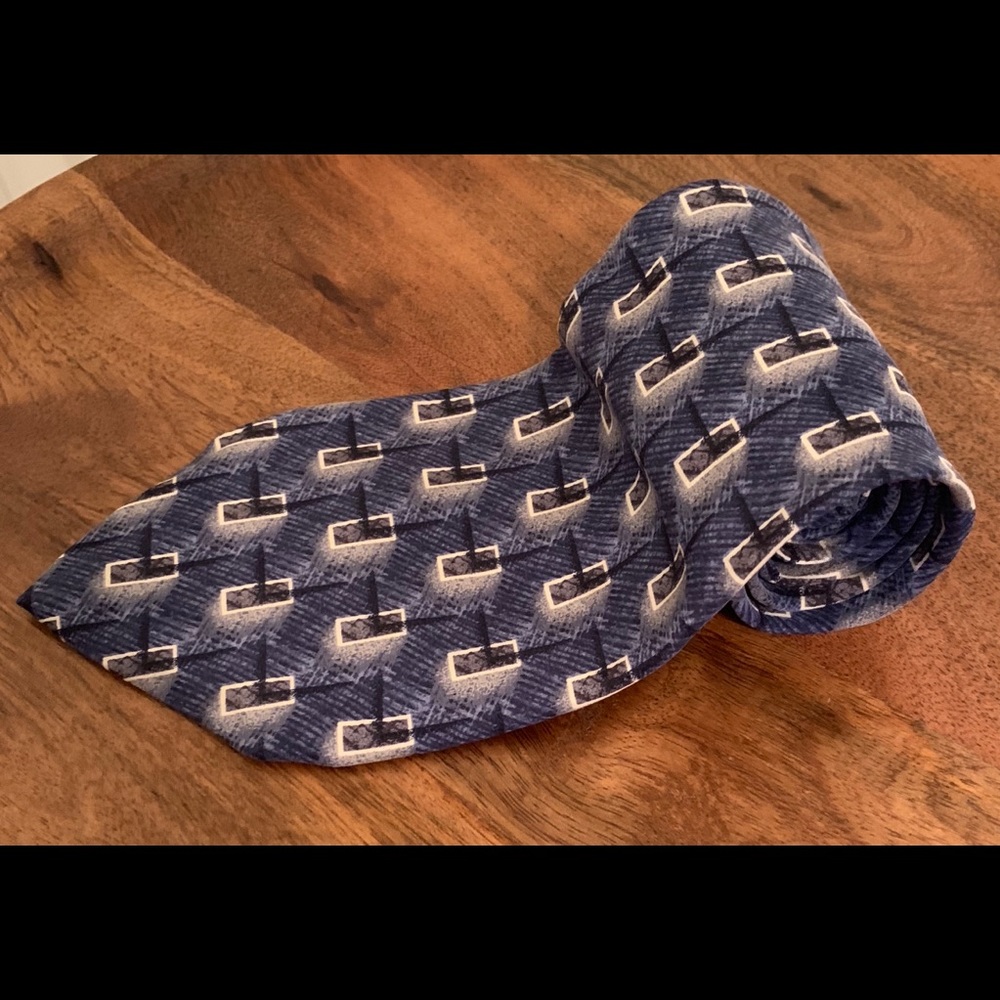 Geoffrey Beene Blue Neck Tie